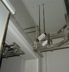 pneumatic-step-rail-for-door